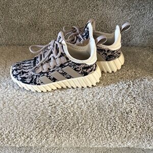 adidas Patterned Knit Sneakers